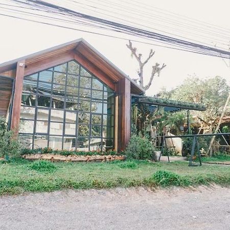 Yayo Coffee And Bed Appartamento Chiang Rai Esterno foto