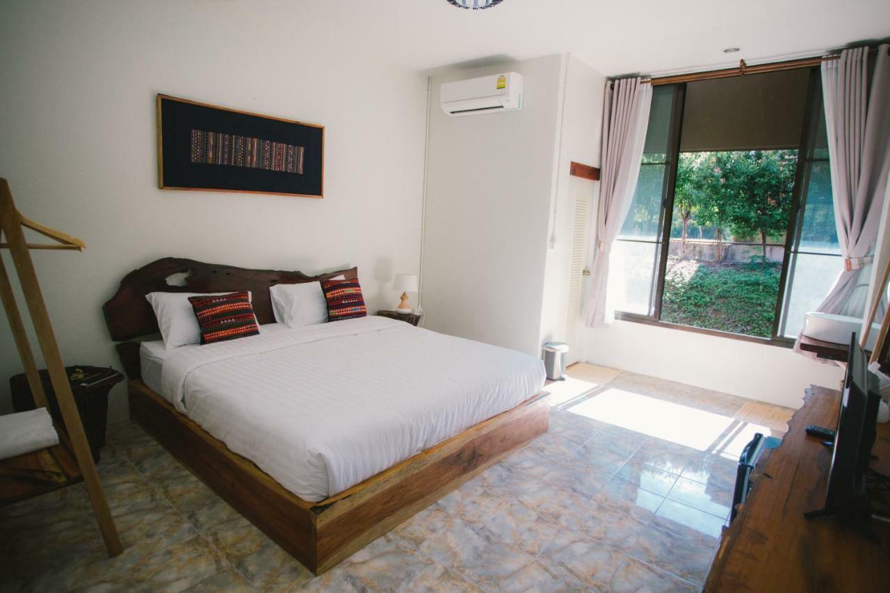 Yayo Coffee And Bed Appartamento Chiang Rai Esterno foto